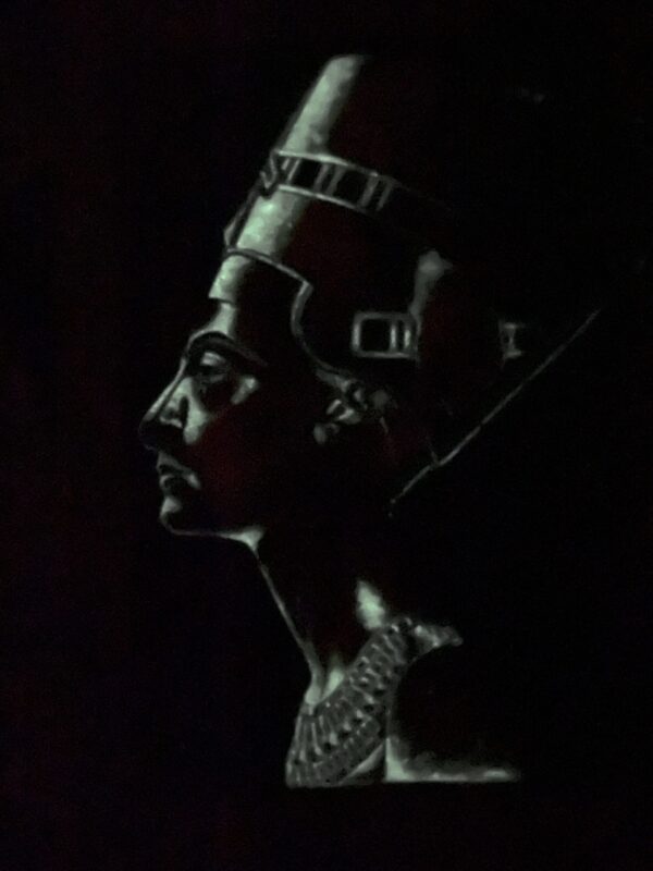 Queen Nefirtiti Antique Luminous Papyrus, 40x60cm - Image 2