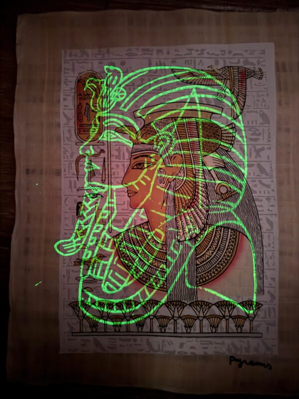 Queen Cleoptra,Luminous Papyrus 30x40 cm - Image 2