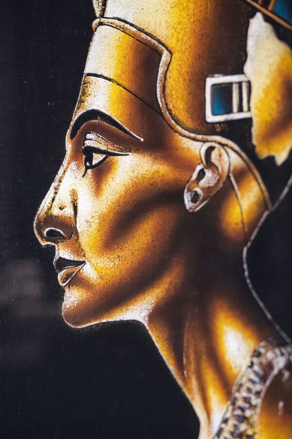 Queen Nefirtiti Antique Luminous Papyrus, 40x60cm - Image 3